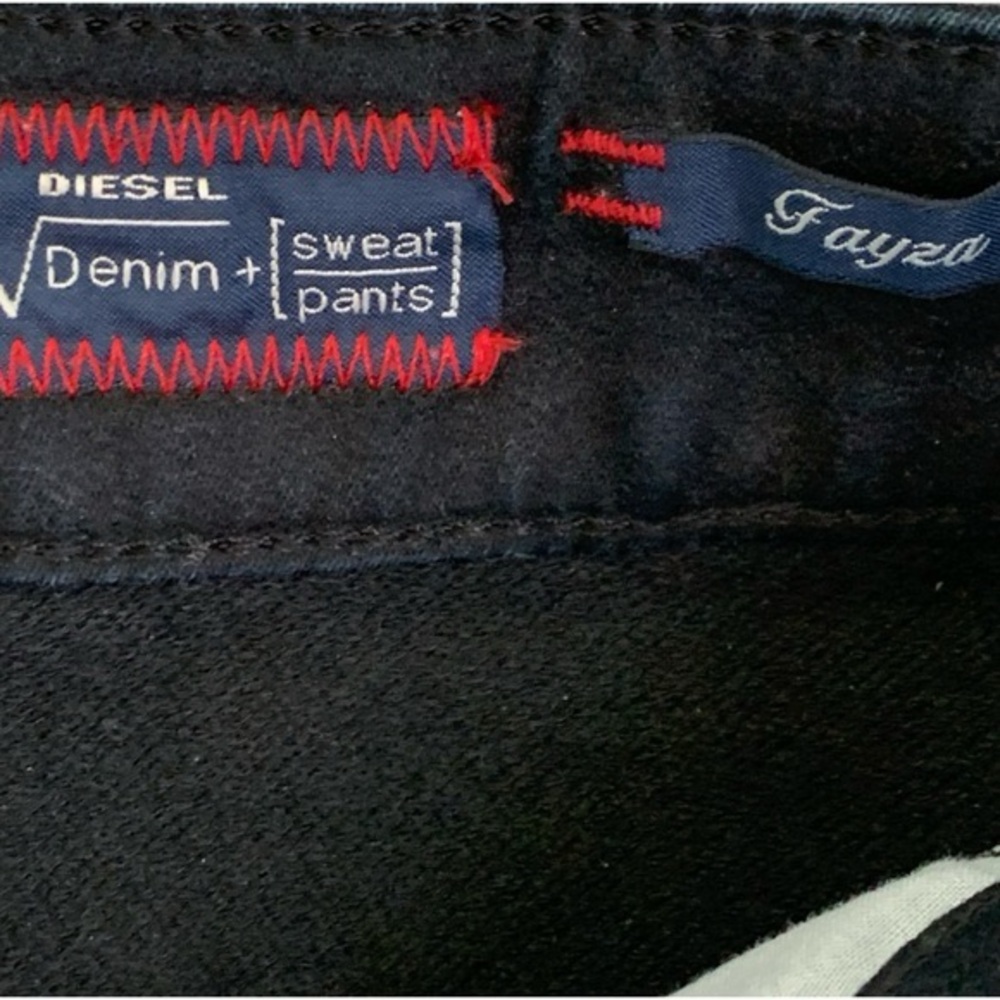Diesel Fayza Crop Barrel Leg Jean - Picture 10 of 10